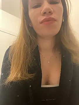 EvaRush online show from January 21, 4:05 pm