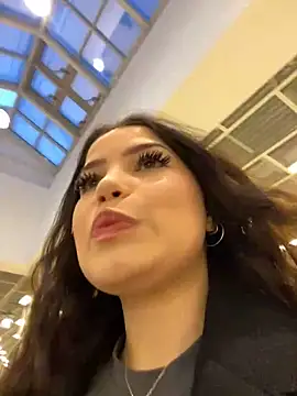 Snapshot of Chloe__Moon chatting on December 4, 1:09 pm Chloe Moon online show from December 4, 1:09 pm