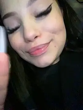Snapshot of Chloe__Moon chatting on January 31, 4:06 pm Chloe Moon online show from January 31, 4:06 pm