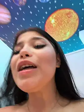 Snapshot of Chloe__Moon chatting on March 14, 4:19 pm Chloe Moon online show from March 14, 4:19 pm