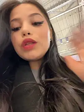 Snapshot of Chloe__Moon chatting on March 22, 3:09 pm Chloe Moon online show from March 22, 3:09 pm