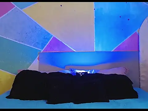 tylor boy online show from March 5, 8:05 pm