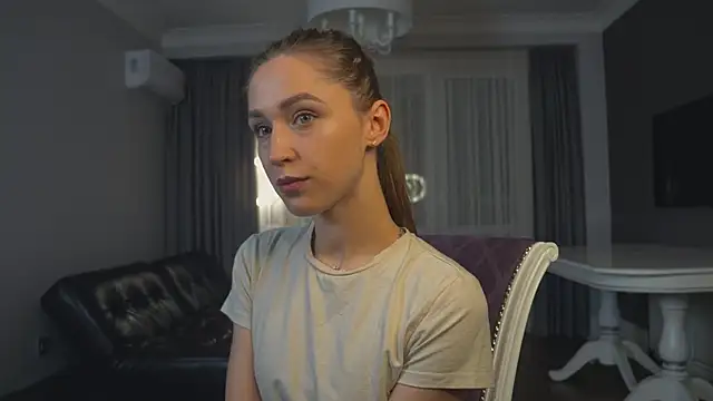 RennieLewis online show from December 1, 4:29 pm