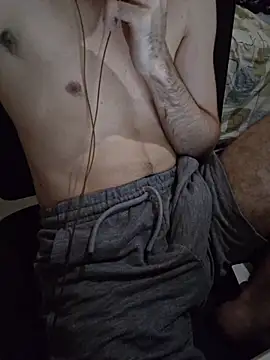 OliverWtdh online show from March 31, 5:35 pm