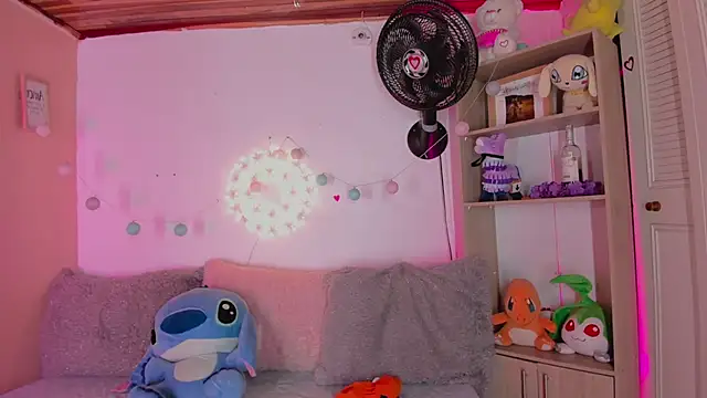 mara jackson  online show from March 12, 8:52 pm