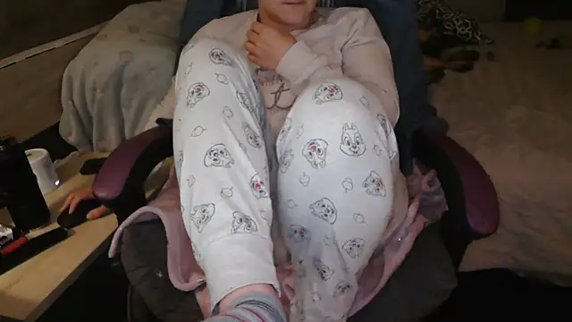 LaRa forU online show from March 19, 9:27 pm