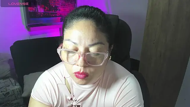 jessicarabbit 1 online show from May 15, 11:56 pm