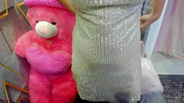 Snapshot of YourKusu chatting on September 20, 12:39 pm YourKusu online show from September 20, 12:39 pm