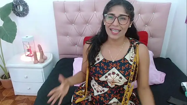 eka urda online show from October 12, 7:57 pm