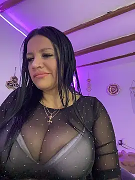 Milff parkerrr online show from February 12, 11:00 pm