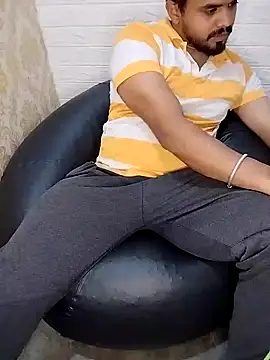 Snapshot of PassPk chatting on December 29, 12:55 pm PassPk online show from December 29, 12:55 pm