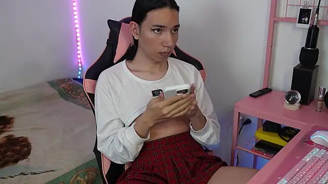 Flaream angel online show from January 3, 7:50 pm