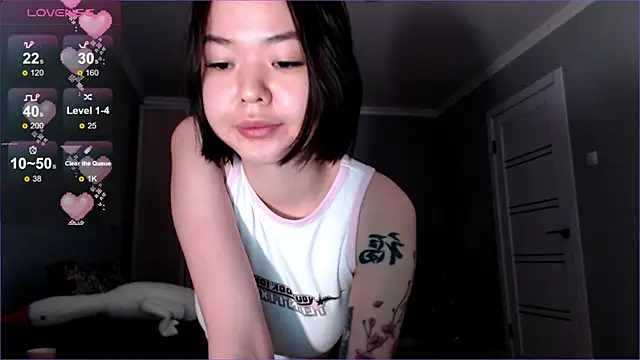 Snapshot of osaka_nia chatting on February 1, 3:50 pm osaka nia online show from February 1, 3:50 pm