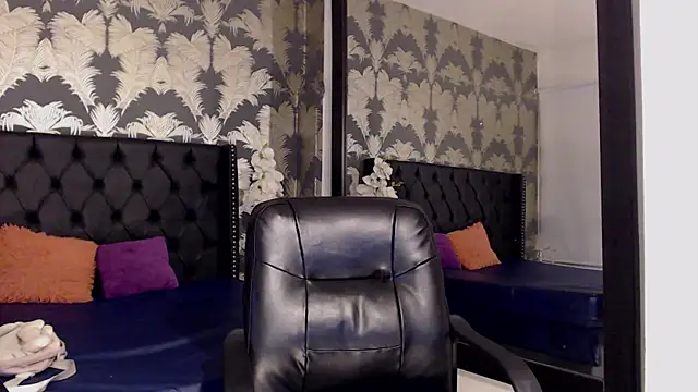 Matthew Dixonn online show from January 17, 5:32 am