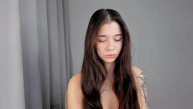 Snapshot of Butterflys1268 chatting on November 19, 5:07 am Butterflys1268 online show from November 19, 5:07 am