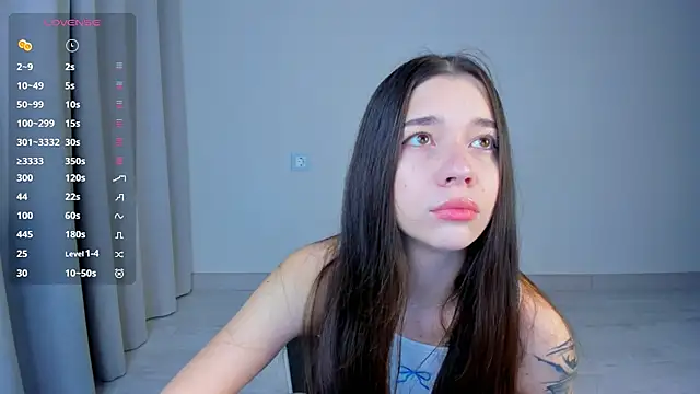 Snapshot of Butterflys1268 chatting on November 26, 8:15 am Butterflys1268 online show from November 26, 8:15 am