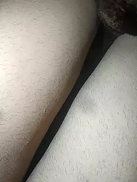 rohitlov150 online show from December 16, 10:45 pm