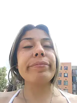 Snapshot of Sweel_Leyva18 chatting on December 2, 2:52 pm Sweel Leyva18 online show from December 2, 2:52 pm