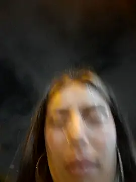 Snapshot of Sweel_Leyva18 chatting on December 3, 3:41 am Sweel Leyva18 online show from December 3, 3:41 am