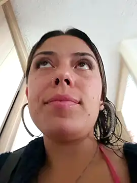 Snapshot of Sweel_Leyva18 chatting on December 11, 7:25 pm Sweel Leyva18 online show from December 11, 7:25 pm