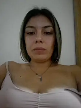 Snapshot of Sweel_Leyva18 chatting on January 30, 3:11 am Sweel Leyva18 online show from January 30, 3:11 am