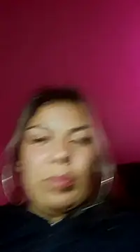 Snapshot of Sweel_Leyva18 chatting on February 19, 3:50 am Sweel Leyva18 online show from February 19, 3:50 am