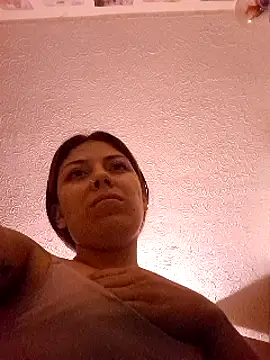 Snapshot of Sweel_Leyva18 chatting on March 19, 3:52 am Sweel Leyva18 online show from March 19, 3:52 am
