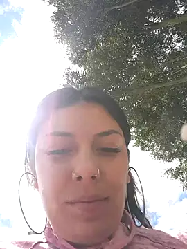 Snapshot of Sweel_Leyva18 chatting on September 15, 6:19 pm Sweel Leyva18 online show from September 15, 6:19 pm