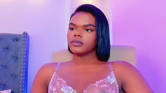 CamiEstrada online show from September 19, 3:30 am