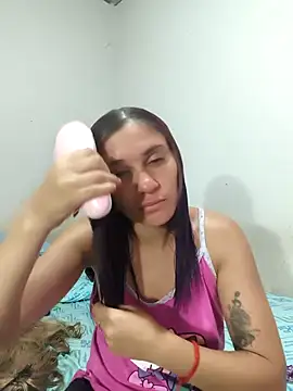 Snapshot of Scarlett-Leh chatting on October 17, 2:48 am Scarlett-Leh online show from October 17, 2:48 am