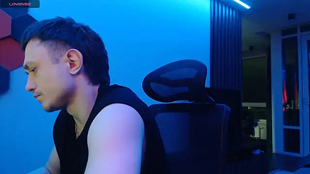 Snapshot of alex_nash chatting on November 4, 10:31 pm alex nash online show from November 4, 10:31 pm