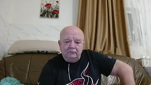 Snapshot of fullballs6 chatting on February 28, 2:56 am fullballs6 online show from February 28, 2:56 am