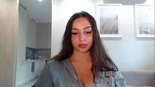 courtneyPerfect online show from September 23, 1:47 pm