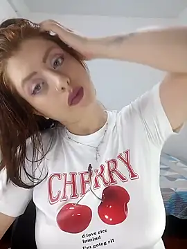 Snapshot of nix_white chatting on January 11, 12:44 am nix white online show from January 11, 12:44 am