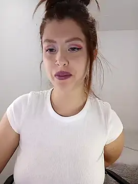 Snapshot of nix_white chatting on January 23, 8:45 pm nix white online show from January 23, 8:45 pm