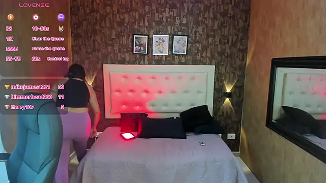 samantha  karolstone online show from February 1, 11:06 pm