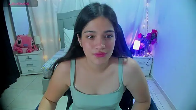 Alison girl20 online show from December 20, 11:26 pm