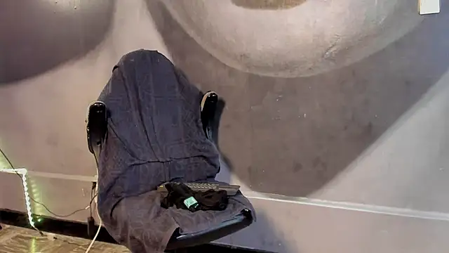 bradley smith online show from January 8, 10:59 am