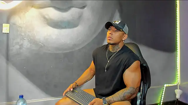 bradley smith online show from February 3, 8:57 am