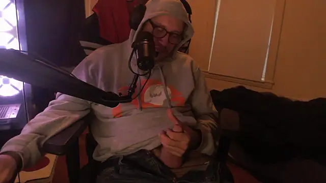 chicostick413 online show from October 12, 8:41 pm