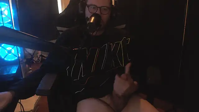 chicostick413 online show from November 6, 3:24 pm