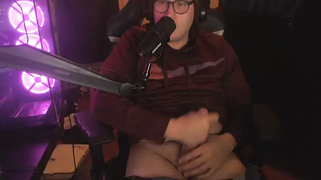 chicostick413 online show from November 14, 3:38 am