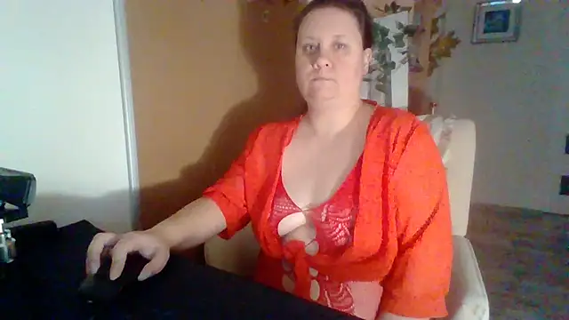 Snapshot of ReifeVenna chatting on December 3, 4:06 pm ReifeVenna online show from December 3, 4:06 pm