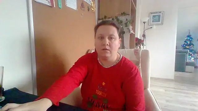 Snapshot of ReifeVenna chatting on December 18, 8:20 am ReifeVenna online show from December 18, 8:20 am