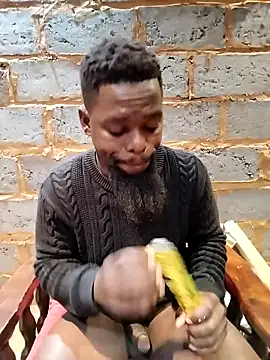 Chocolate factory man online show from October 20, 2:45 am