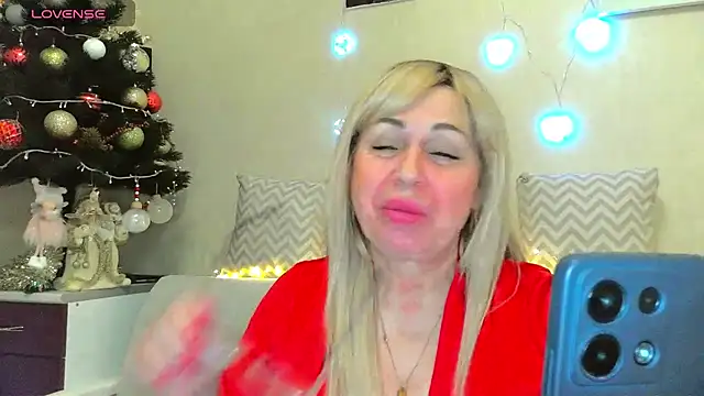 SusieNoreen online show from January 15, 1:12 am