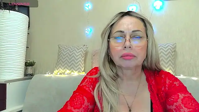 SusieNoreen online show from January 26, 10:55 am