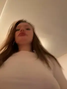 justmila online show from December 1, 5:13 pm