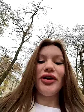 justmila online show from December 6, 1:44 pm