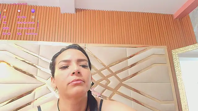 Sluttyandmature online show from February 10, 12:39 pm